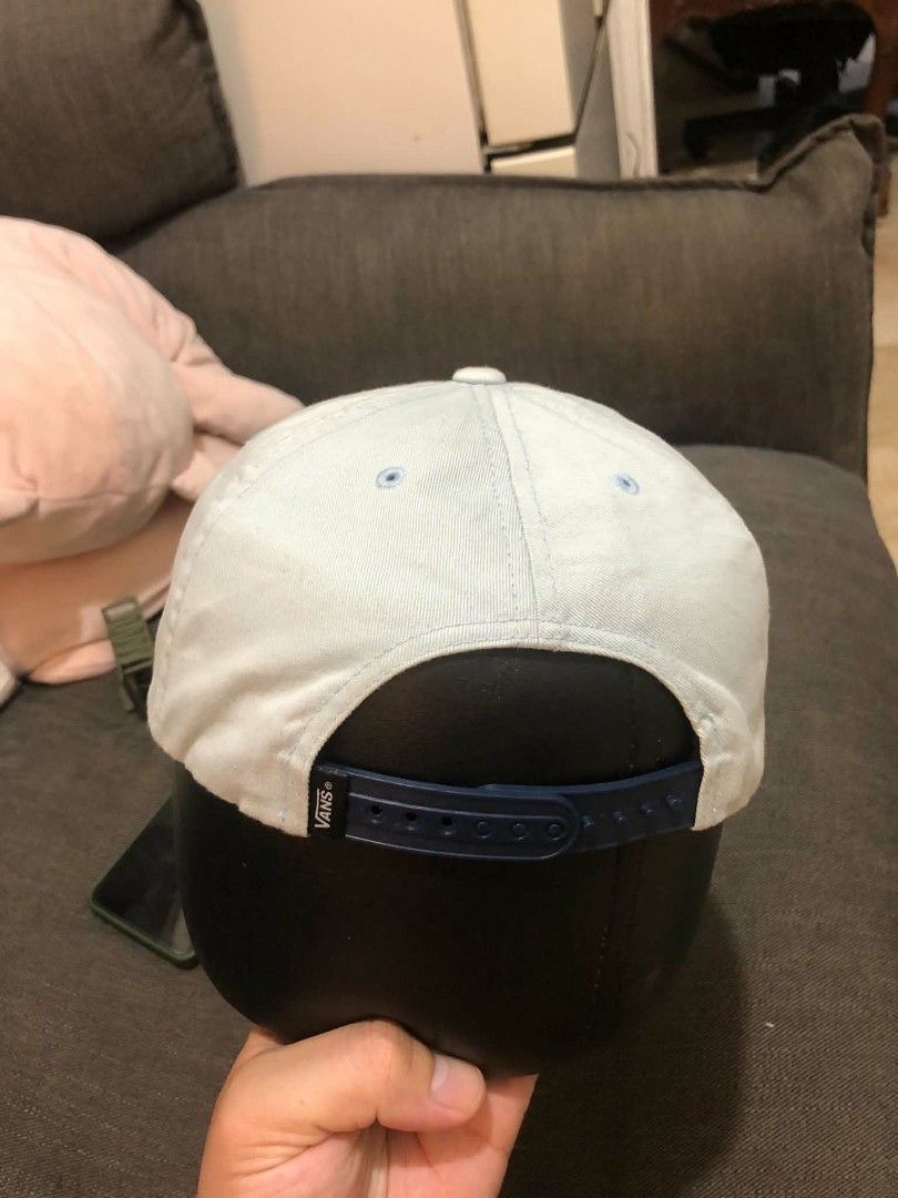 Vans X Spitfire Unstructured (Category: Caps & Hats) located in Daraga. Submitted by arkhoholic (Listing ID 1457069658, Image 2). Description: In very good condition Osfa.