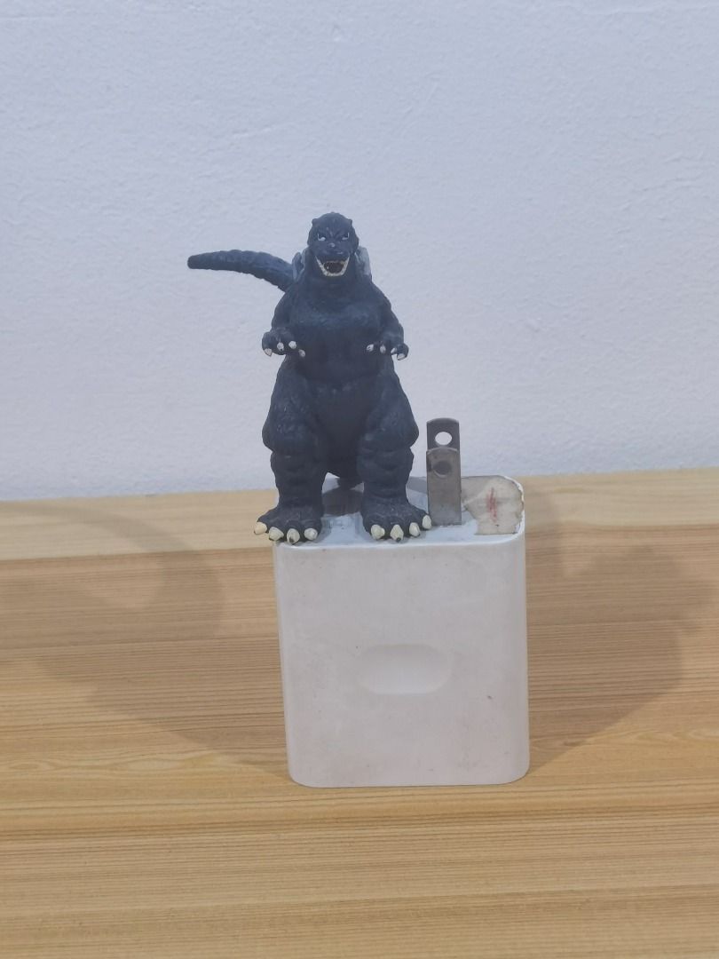 Vintage 1989 Small Godzilla Toy (Category: Vintage Collectibles) located in Taguig. Submitted by kalabasza (Listing ID 1457006645, Image 2). Description: 📌 This is a preloved item. Please manage your expectation. 📌 Actual item posted. 📌 Item is in good condition. 📌 Product Color may slightly vary due to Photographic Lighting. 📌 Location: Taguig 📌 MOP: GCash. Payment first before ship. 📌 MOD: J&T, LBC, GoGo or Lalamove. 📌 DF/SF at buyer's 