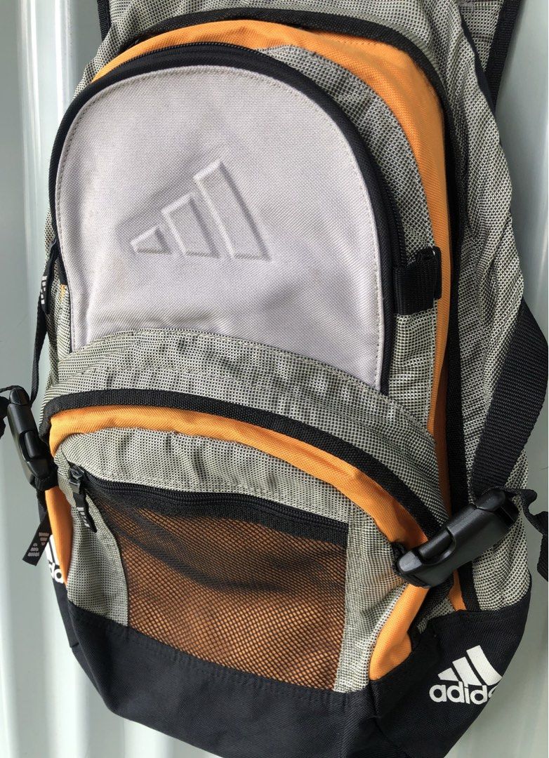 Vintage adidas backpack (Category: Backpacks) located in Manila. Submitted by saycoauldrey (Listing ID 1457054022, Image 2). Description: Vintage Color rate 9.8 Condition 9/10 Issue 3rd pic wala lang hawakan .