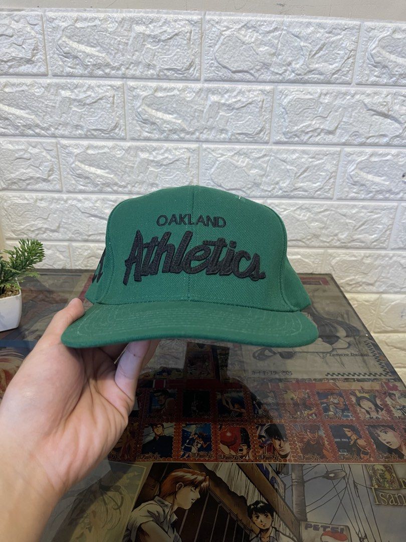 Vintage Oakland Athletics Mitchell & Ness Snapback Cap (Category: Caps & Hats) located in Gingoog City. Submitted by matcha.archive (Listing ID 1457018949, Image 3). Description: Size: OSFA (adjustable snapback) Color rate: 9.8/10 Condition: Deadstock with tag No issue *Plus shipping fee* *Color may vary due to lighting*.