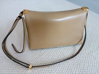 （分類：）位於 。 由 evidhk 提交（商品編號 1457042551，圖片 1）。簡介： 。