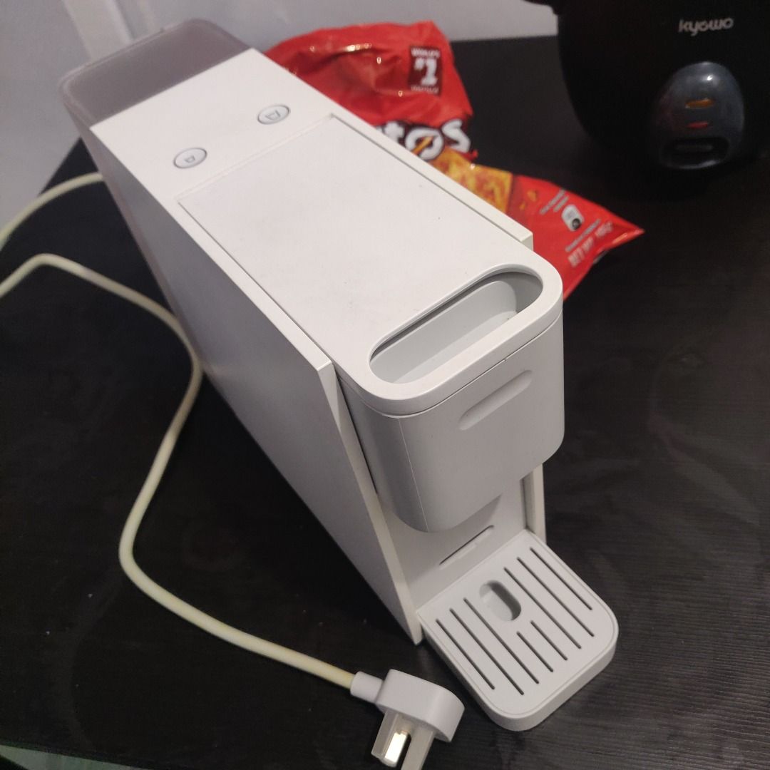 Xiaomi Mijia Capsule Coffee Machine (Model S1301) (Category: Coffee Machines & Makers) located in Manila. Submitted by celestinebragz (Listing ID 1457034376, Image 2). Description: RFS: DECLUTTERING .