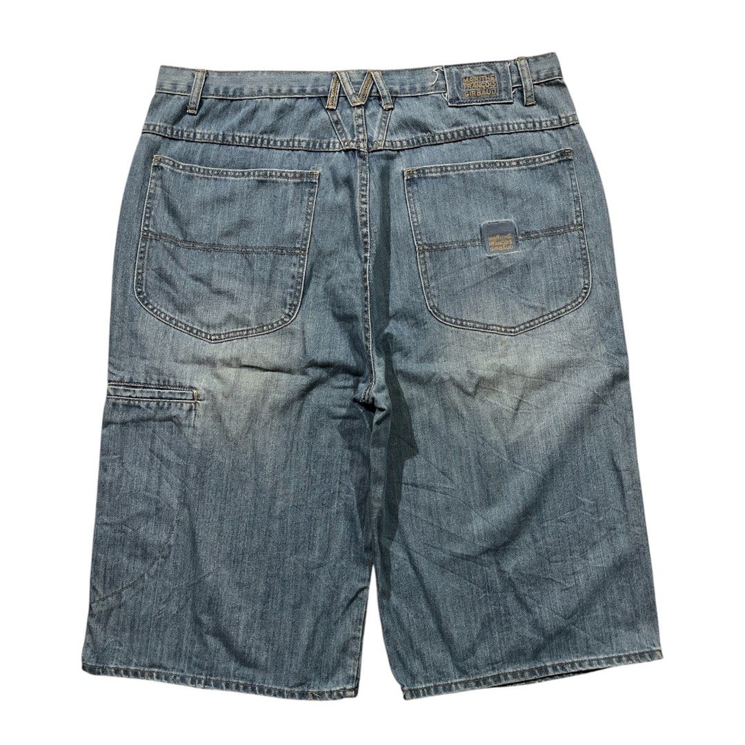 Y2k Marithe Francois Girbaud Baggy Long Jorts (Category: Shorts) located in Tubao. Submitted by elyu_grails (Listing ID 1457082440, Image 1). Description: Y2k Marithe Francois Girbaud Baggy Long Jorts Cut size tag 19.5” waist fits to 36-40 30” length and 13” leg opening Very good condition No major issues 680+sf Feel free to negotiate 👌🏽.