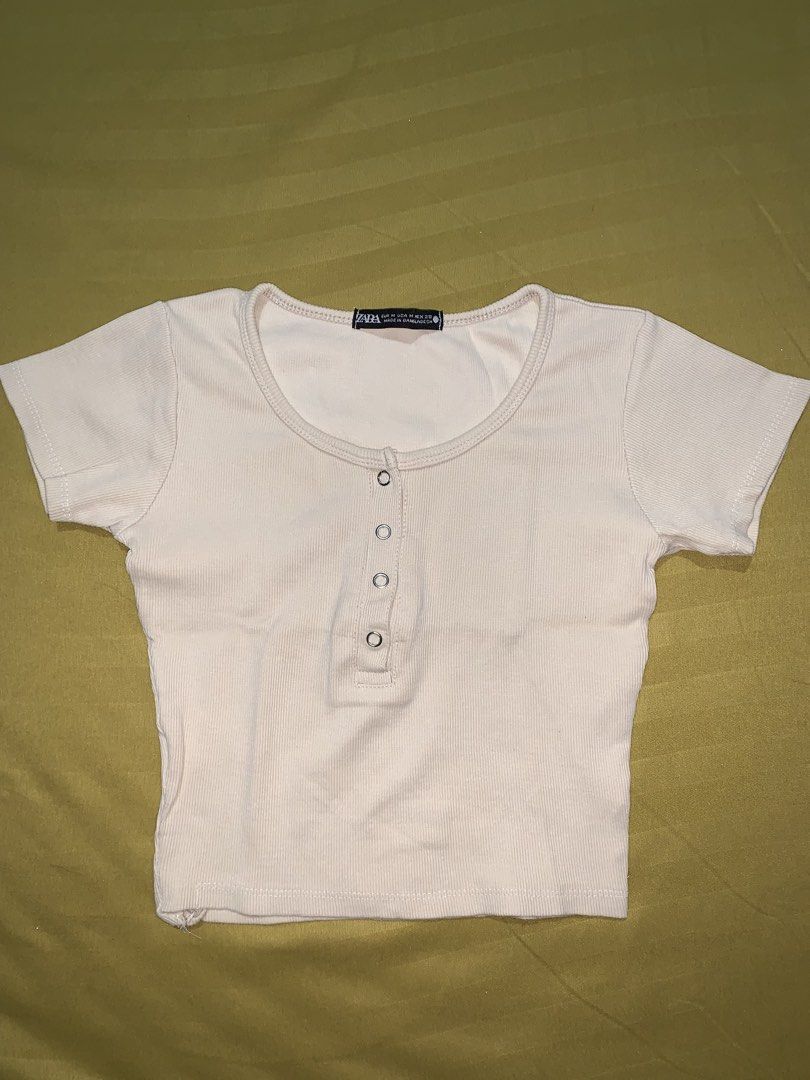Zara Basic Top (Category: Shirts) located in Manila. Submitted by _wtfrn (Listing ID 1457074816, Image 1). Description: Selling my preloved but well loved clothes🎀 📌White Basic Top with 3 buttons on front 📌Color may vary due to lightning 📌Size: S-M 📍Quezon City 🛵Lalamove & Meet up nearby 💌: message me if your interested and will give you discounts🤗 .