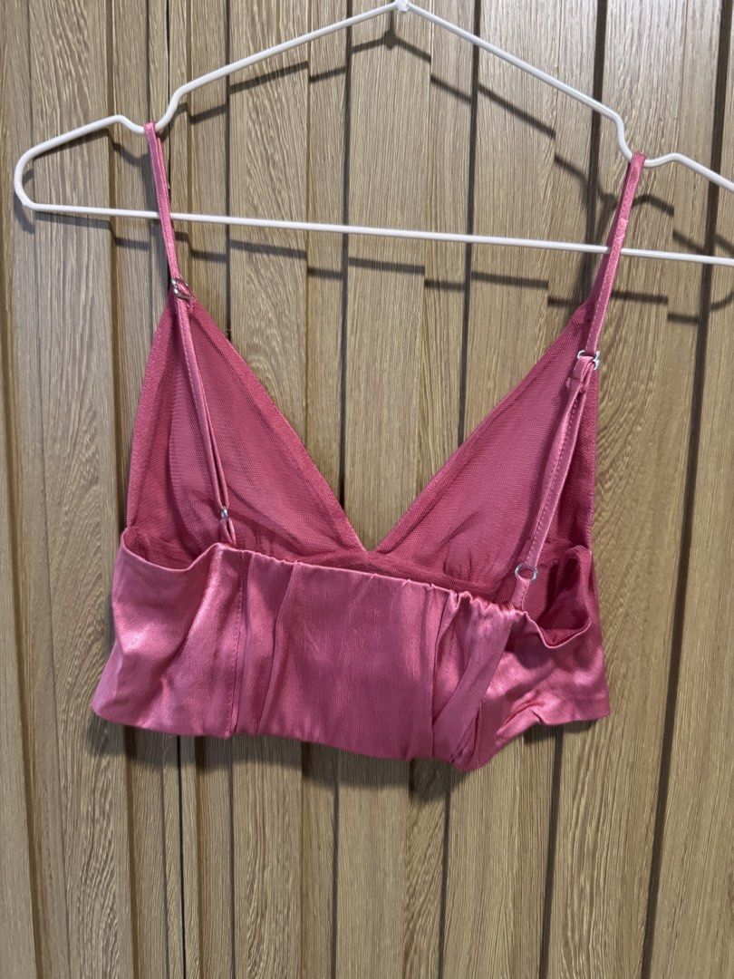 Zara Neon Pink Top (Category: Sleeveless) located in Paranaque City. Submitted by prelovedbye__ (Listing ID 1457082865, Image 2). Description: .