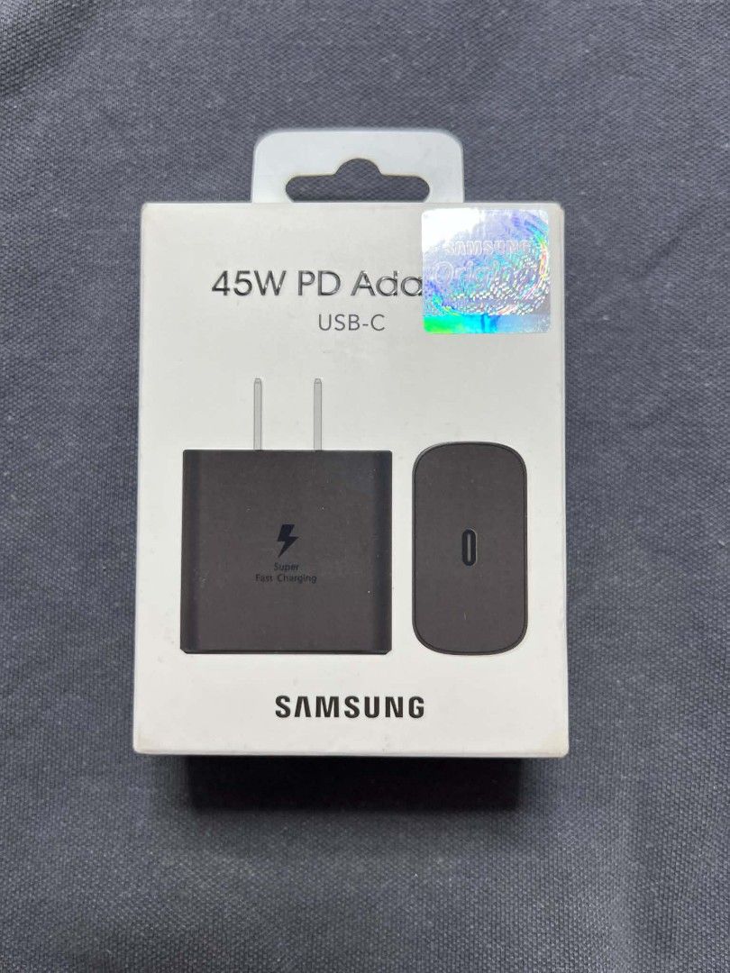 45W USB- C Adapter (Category: Cables & Adaptors) located in Manila. Submitted by onlineshopping22 (Listing ID 1457168443, Image 1). Description: Legit 💯.