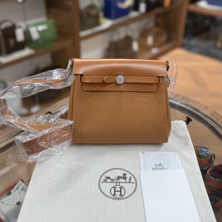 （分類：）位於 。 由 pandabag 提交（商品編號 1457263993，圖片 1）。簡介： 。