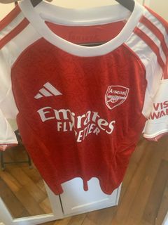 （分類：）位於 。 由 FootballShop 提交（商品編號 1457209584，圖片 1）。簡介： 。