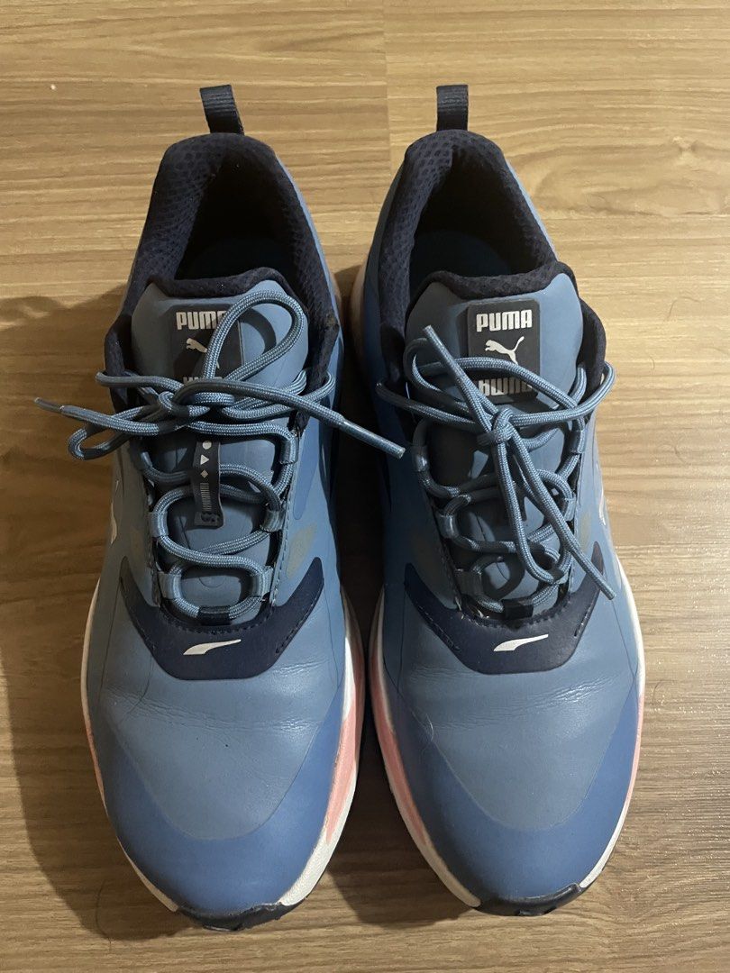 👟 PUMA Golf Shoes – Preloved (Category: Golf) located in Taguig. Submitted by tomosan0101 (Listing ID 1457193025, Image 1). Description: 👟 PUMA Golf Shoes – Preloved ⛳ PUMA Golf Shoes 💙 Blue with Pink accents 👟 Size: US 10.5 ✨ Preloved – good condition 💰 Selling Price: ₱2,500 only! 🔥 Bought for ₱9,800 — selling at a huge discount! Perfect for golfers looking for a stylish and comfortable pair without spending too much. Actual item and condi