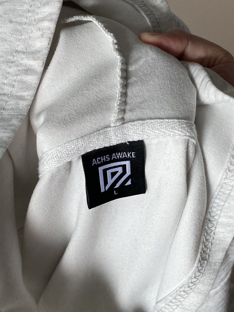 ACHS AWAKE Grey Zip-Up Hoodie (Category: Hoodies) located in Makati City. Submitted by dcltering_unicorn (Listing ID 1457320661, Image 3). Description: ♡ 𝙖𝙗𝙤𝙪𝙩 𝙩𝙝𝙚 𝙞𝙩𝙚𝙢 ♡ ✿ brand: ACHS AWAKE ✿ size: L (length: 22.5 in ; width: 26.5 in) ✿ color: grey ✿ style: oversized, separating zipper ✿ like new, ideal for casual wear or layering ✿ rfs: decluttering, too many jackets ♡ 𝙥𝙖𝙮𝙢𝙚𝙣𝙩 & 𝙙𝙚𝙡𝙞𝙫𝙚𝙧𝙮 ♡ ✿ mop: gcash, bank transfer 