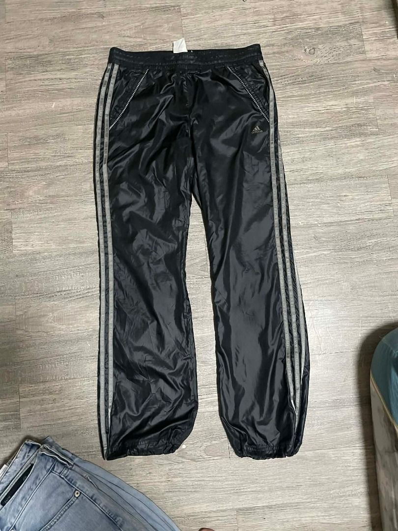 ADIDAS TRACK PANTS (Category: Joggers) located in Caloocan City. Submitted by chapter_01 (Listing ID 1457200119, Image 1). Description: - Authentic - No issues, Slightly used only - Need wash only Size: M .