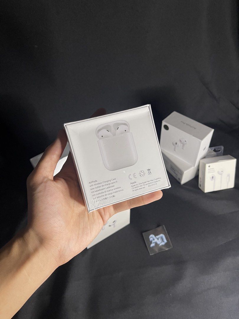 Airpods Gen 2 (Category: Earphones) located in Mandaluyong City. Submitted by adapparelandtech (Listing ID 1457325134, Image 2). Description: * Brand New Sealed * Open for Wholesale Orders * Can do meet-up around Mandaluyong * Nationwide Shipping🇵🇭 * via Lalamove or JNT * Highest Quality Copy - Same functionality as the original, with premium sound and same features. Great for everyday use, music, calls, gaming, gifts and more .