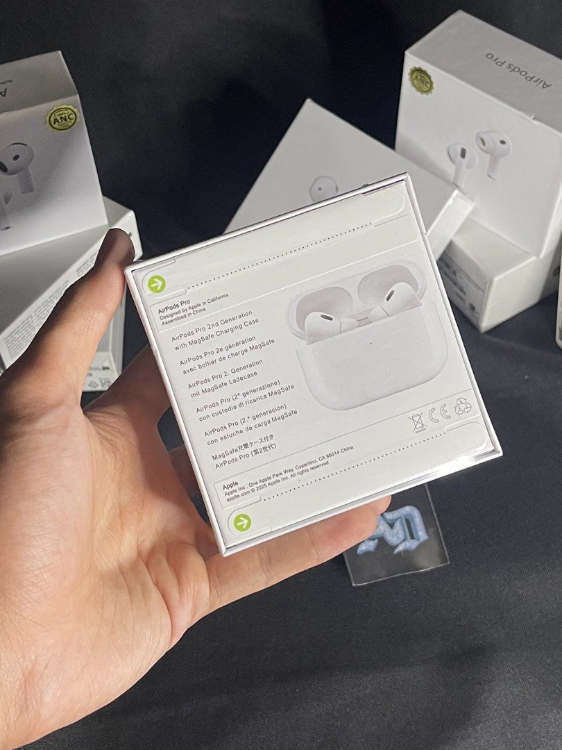 Airpods Pro 2 (Category: Earphones) located in Mandaluyong City. Submitted by adapparelandtech (Listing ID 1457297745, Image 2). Description: Airpods Pro 2 Brand New and Sealed * Can do meet-up around Mandaluyong * Nationwide Shipping🇵🇭 * via Lalamove or JNT * Highest Quality Copy - Same functionality as the original, with premium sound & features. Great for everyday use, music, calls, gaming, gifts and more .
