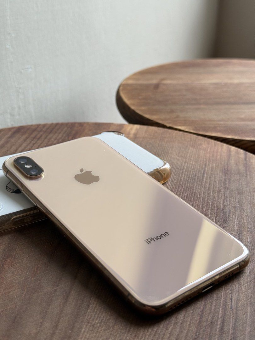 由 myru2020 (刊登 ID 1457141972，圖片 3) 提交，位於 台北市 (Taipei) 的 Apple iPhone XS 256GB (類別：iPhone X 系列 )，說明：電池健康度 81%，出售備用機。單機出售。 無提供充電線（目前還有電）。