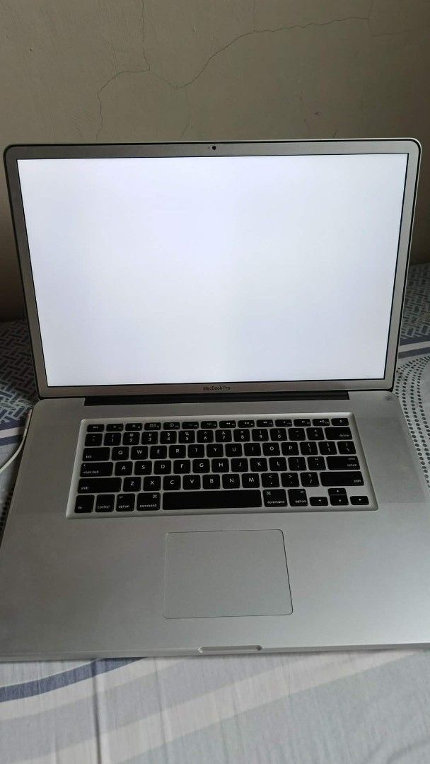 Apple MacBook Pro 17-inch Laptop (Category: Laptops & Notebooks) located in Manila. Submitted by roxanneder77278 (Listing ID 1457162964, Image 1). Description: - 17-inch MacBook Pro - Sleek silver aluminum body - Full keyboard with numeric keypad - Large, responsive trackpad - Ample ports for all your needs - Perfect for work or school - Still a powerful and reliable machine NOTE: NEED OS PARA MAGAMIT YUNG LAPTOP. .