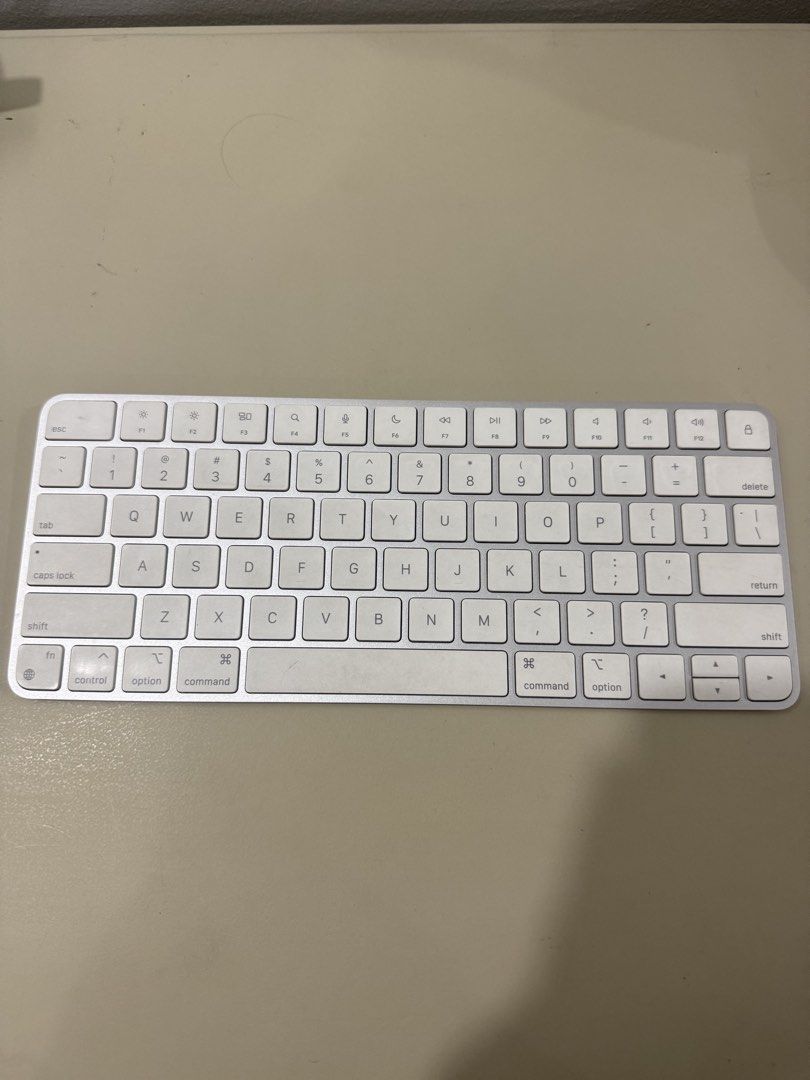 Apple Magic Keyboard A2450 (Category: Computer Keyboard) located in Angeles City. Submitted by louis16888 (Listing ID 1457241583, Image 1). Description: - Apple Magic Keyboard (Model A1314) - Wireless connectivity - Fully tested and functional - Minor cosmetic scuffs on the back from normal use - No major dents or damage.