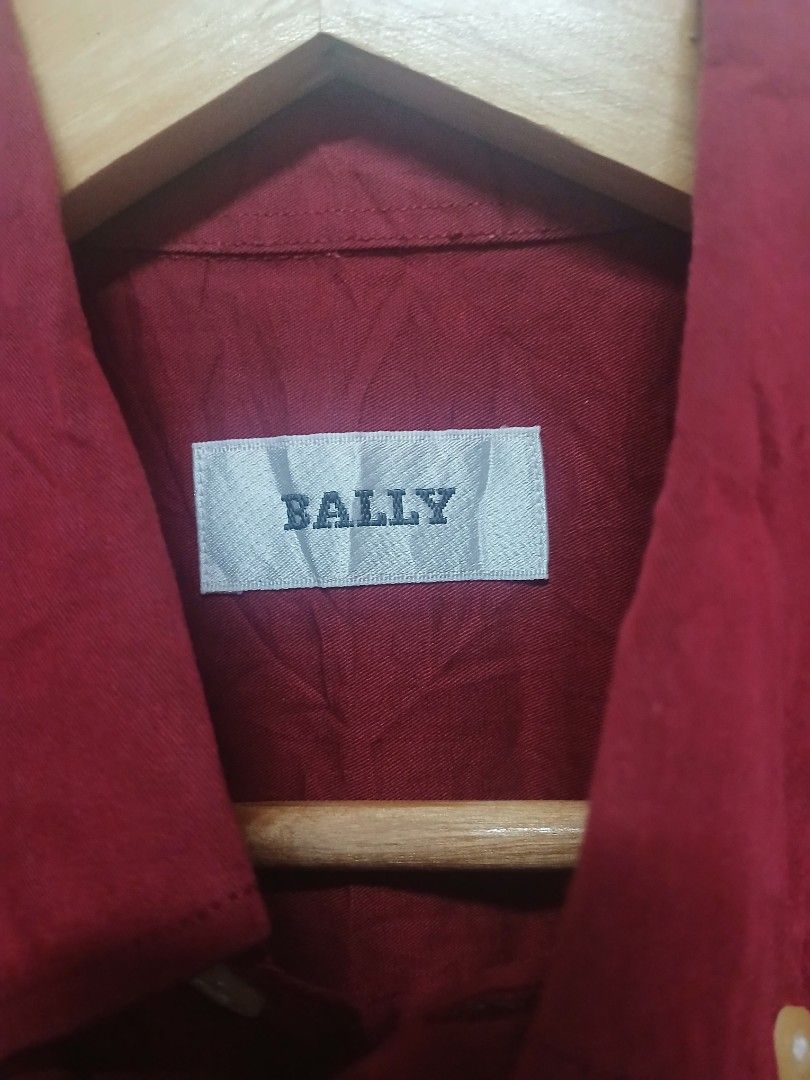 BALLY LONGSLEEVES (Category: Tshirts & Polo Shirts ) located in Cebu City. Submitted by perfectzero (Listing ID 1457201096, Image 3). Description: .