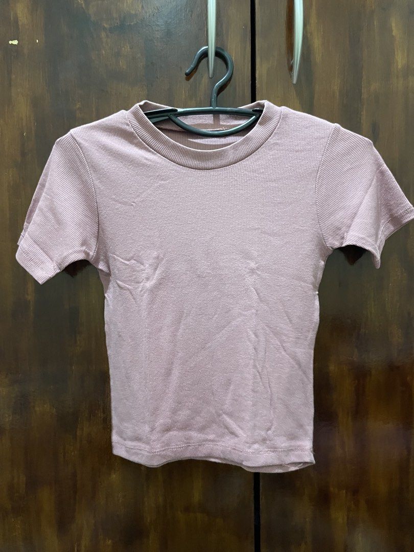 Basic Crop Top (Category: Shirts) located in Manila. Submitted by airaaaac (Listing ID 1457209909, Image 2). Description: Selling this as set for 200. Best fit for Small body frame. .