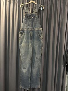 (Category: ) located in . Submitted by nyaniewardrobe (Listing ID 1457255296, Image 1). Description: .