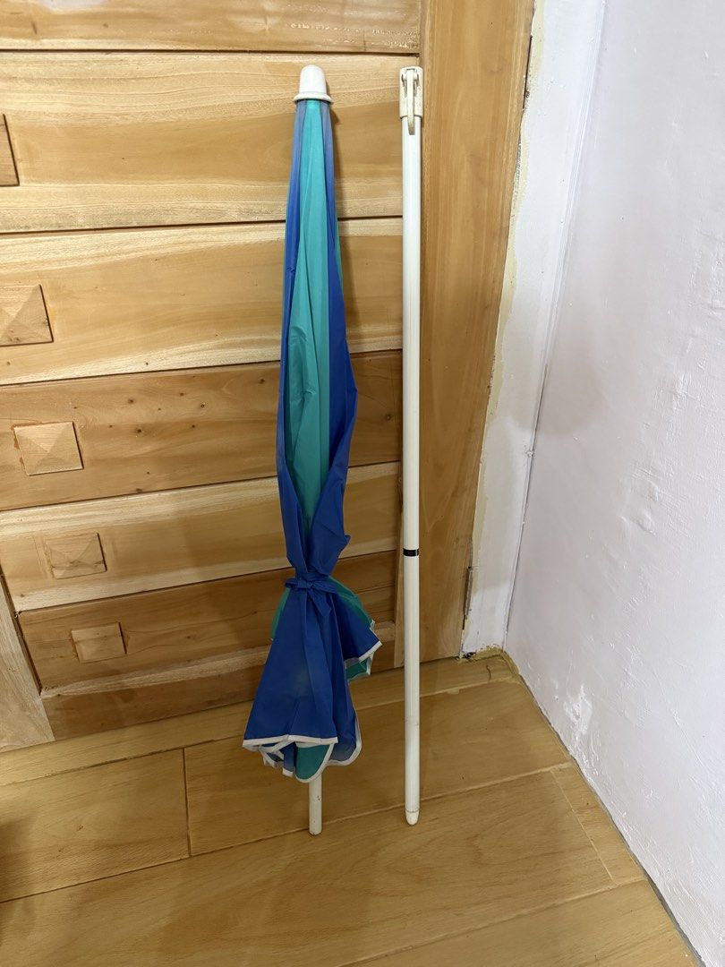 Beach Umbrella ( Japan ) (Category: Umbrellas) located in Calamba. Submitted by japanitems18 (Listing ID 1457209459, Image 1). Description: .