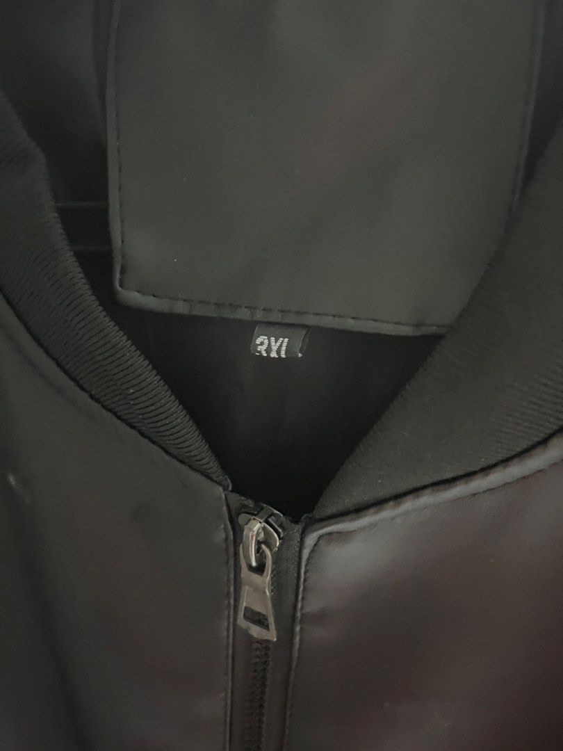 Black Leather Jacket (Category: Coats, Jackets and Outerwear) located in Pasig City. Submitted by cathedraa (Listing ID 1457160641, Image 2). Description: Leather Jacket (Large. Tag not accurate) Bought at Taft Avenue for 1,400. 600 PHP NO ISSUES. USED ONCE. RFS: DECLUTTERING. Santolan, Pasig..
