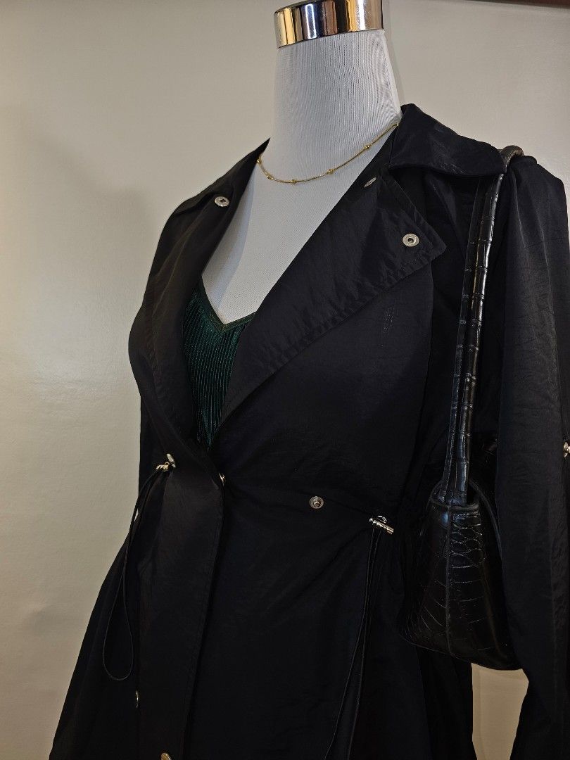 Black Trench Coat with Belt (Category: Coats, Jackets and Outerwear) located in Antipolo. Submitted by ancheska_ (Listing ID 1457235539, Image 2). Description: SIZE: M-L NO ISSUE 📍upper antipolo .