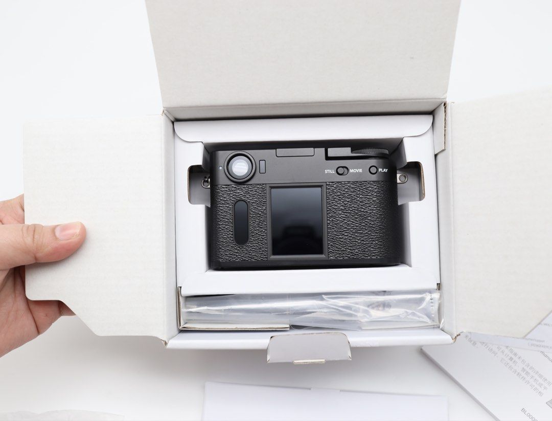 Brand new Fujifilm X-Half (Category: Cameras) located in Manila. Submitted by jaimeeloutan (Listing ID 1455296949, Image 2). Description: Brand new sealed! Fujifilm X-Half available onhand Available 3 Colors best seller! fav camera My price- 29,990 only fixed no more last price presyong second hand lang to check the market place charcoal Silver Black Noir Silver Argent 📍we offer COP via Lbc cash on pick up sa Lbc branch or meet up SM Grand monum