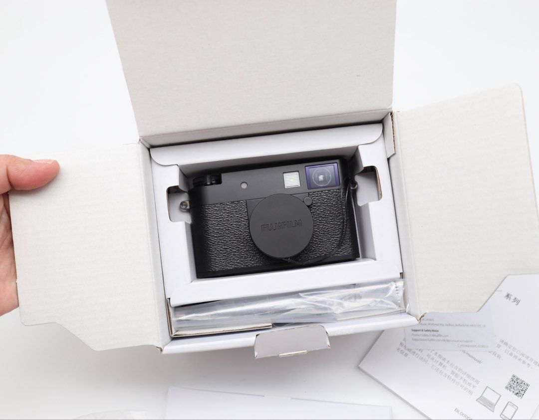 Brand new Fujifilm X-Half (Category: Cameras) located in Manila. Submitted by jaimeeloutan (Listing ID 1455296949, Image 1). Description: Brand new sealed! Fujifilm X-Half available onhand Available 3 Colors best seller! fav camera My price- 29,990 only fixed no more last price presyong second hand lang to check the market place charcoal Silver Black Noir Silver Argent 📍we offer COP via Lbc cash on pick up sa Lbc branch or meet up SM Grand monum