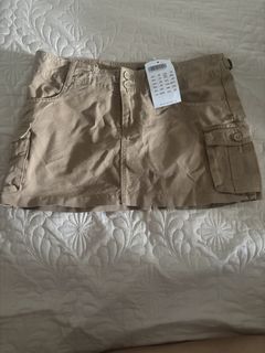 (Category: ) located in . Submitted by 67clearcloset (Listing ID 1457236945, Image 1). Description: .