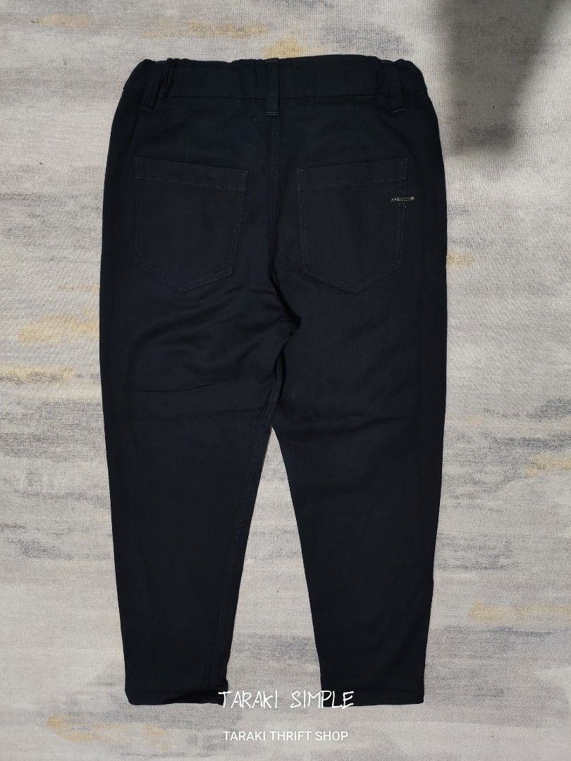 BRUNELLO CUCINELLI PANTS (Category: Luxury Apparel) located in Baguio. Submitted by igorotak.111.taraki.com (Listing ID 1457286004, Image 2). Description: FS BRUNELLO CUCINELLI PANTS MADE IN ITALY DARK BLUE AS NEW NO ISSUES STRETCH GANDA NITO ♥️ L-38 W-28 STRETCH UP TO 32 CAN FIT 28-32 CAN DO GARTERIZED WAIST H-6.5.