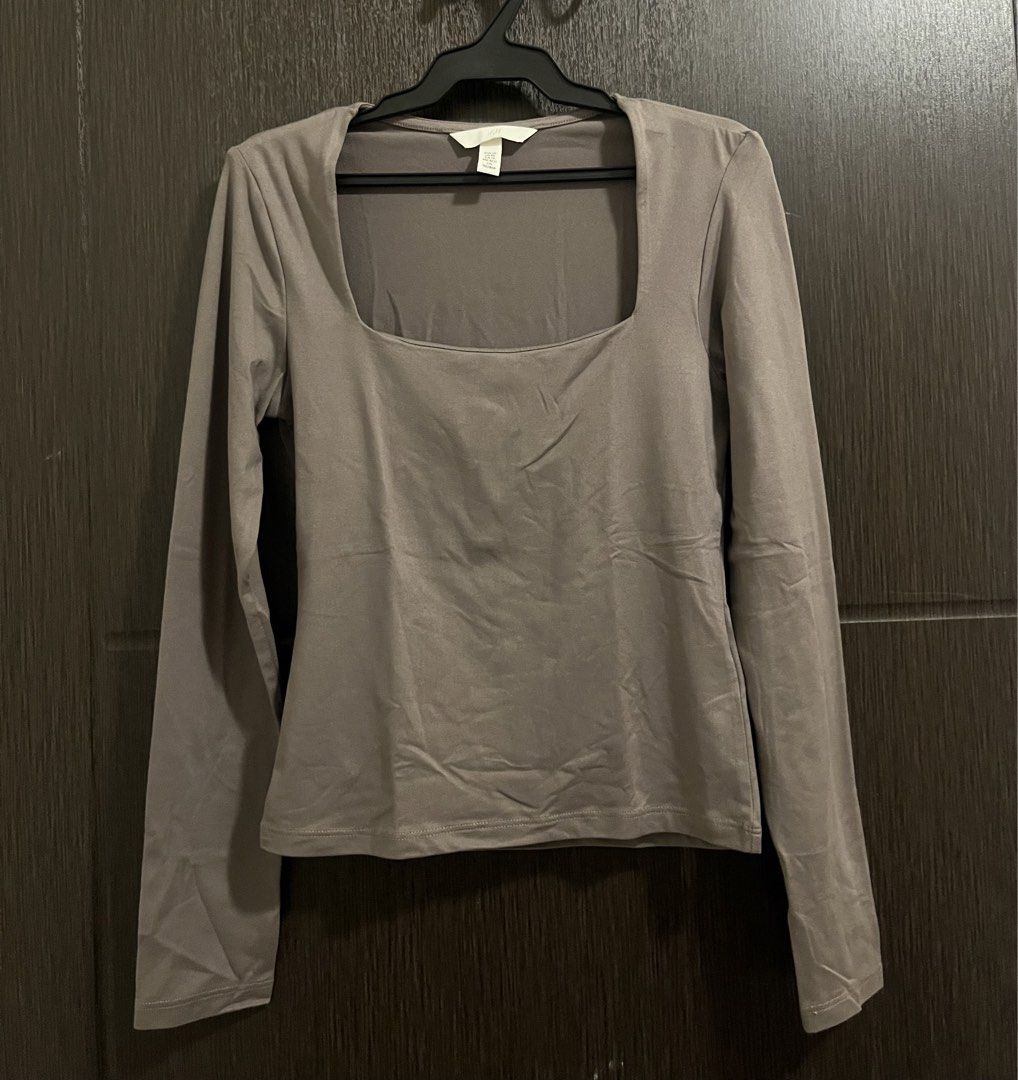 [BUNDLE] H&M, MERA Basic top (Category: Longsleeves) located in Manila. Submitted by irish_closet (Listing ID 1457265082, Image 2). Description: .