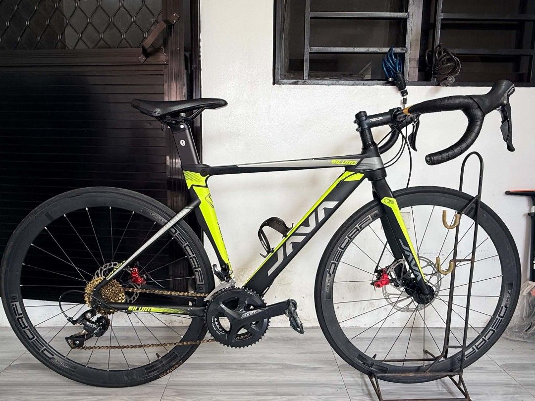 Bundle Java and GT Bike (Category: Bicycles) located in Rizal. Submitted by tinrevil (Listing ID 1457157062, Image 1). Description: Bundle GT Aggressor MTB Small 27.5 2x11 Shimano SLX Group set and Java Siluro size 47. Shimano Sora Group set. As is. where is. ₱65k only. No lowballers. Slightly negotiable.