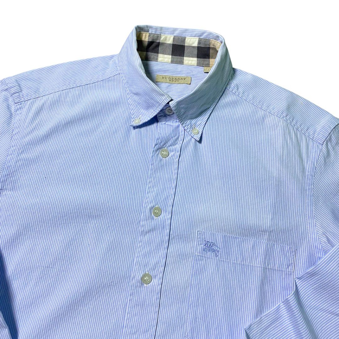 Burberry Pin Stripe Oxford Longsleeves (Category: Formal Shirts) located in Manila. Submitted by streetplug (Listing ID 1457308513, Image 2). Description: issues : none ☑️ sizes : 20.5 x 27 10/10 color rate 🎨 complete tags ✅ las piñas location 📌 jnt or lalamove 🚛 meetup around las piñas area ‼️.