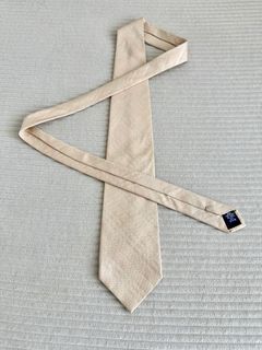 (Category: ) located in . Submitted by zaas.thrift (Listing ID 1457177396, Image 1). Description: .