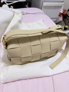 （分類：）位於 。 由 tintinn.l 提交（商品編號 1457297605，圖片 1）。簡介： 。