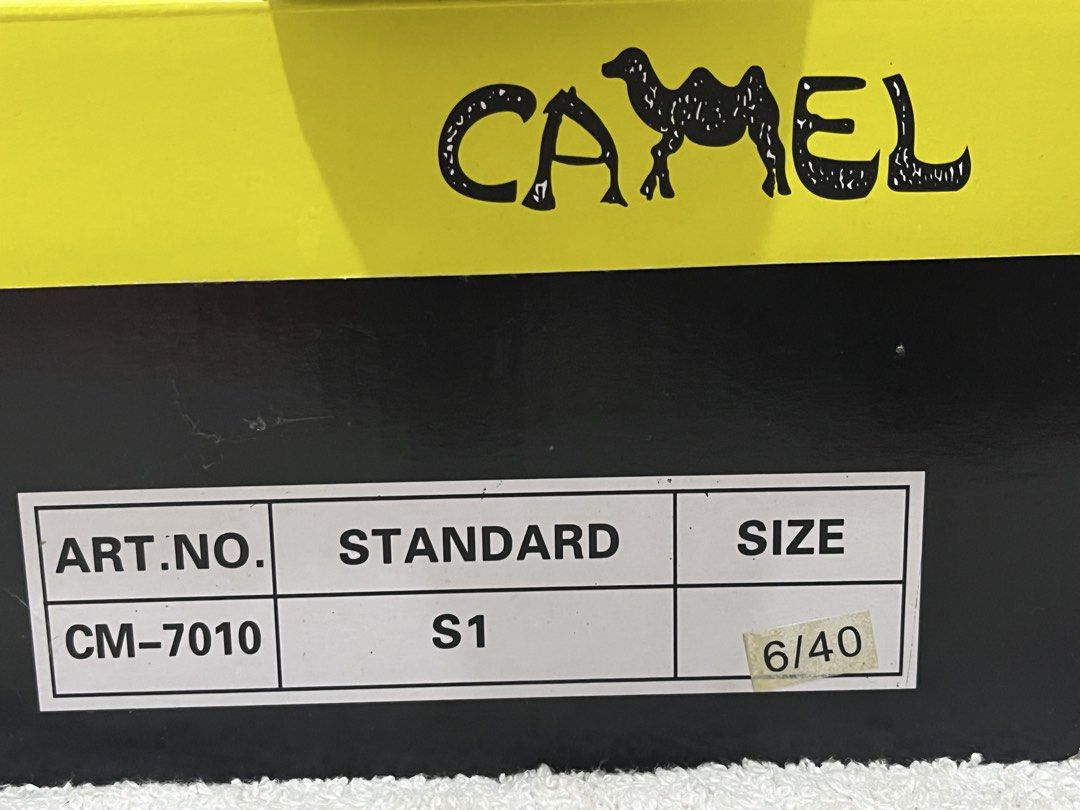 CAMEL low cut safety shoes [black] (Category: Boots) located in Manila. Submitted by aching_90 (Listing ID 1457290675, Image 3). Description: EU 40 / US 9 worn once slight scratch.