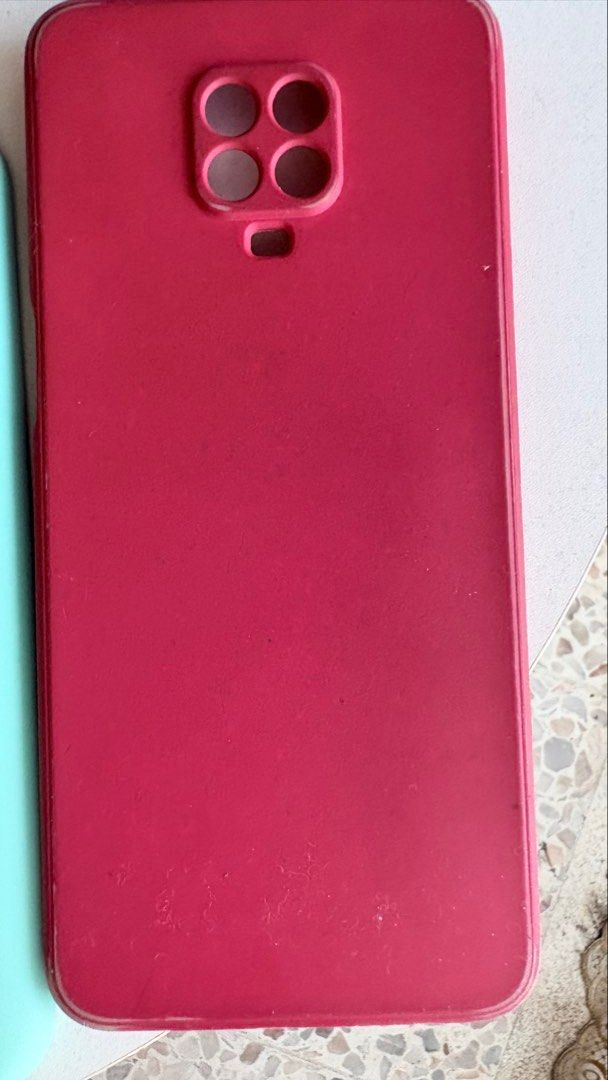 Casing random (Category: Cases & Covers) located in Kuala Lumpur. Submitted by 22nd_cs (Listing ID 1456803405, Image 2). Description: .