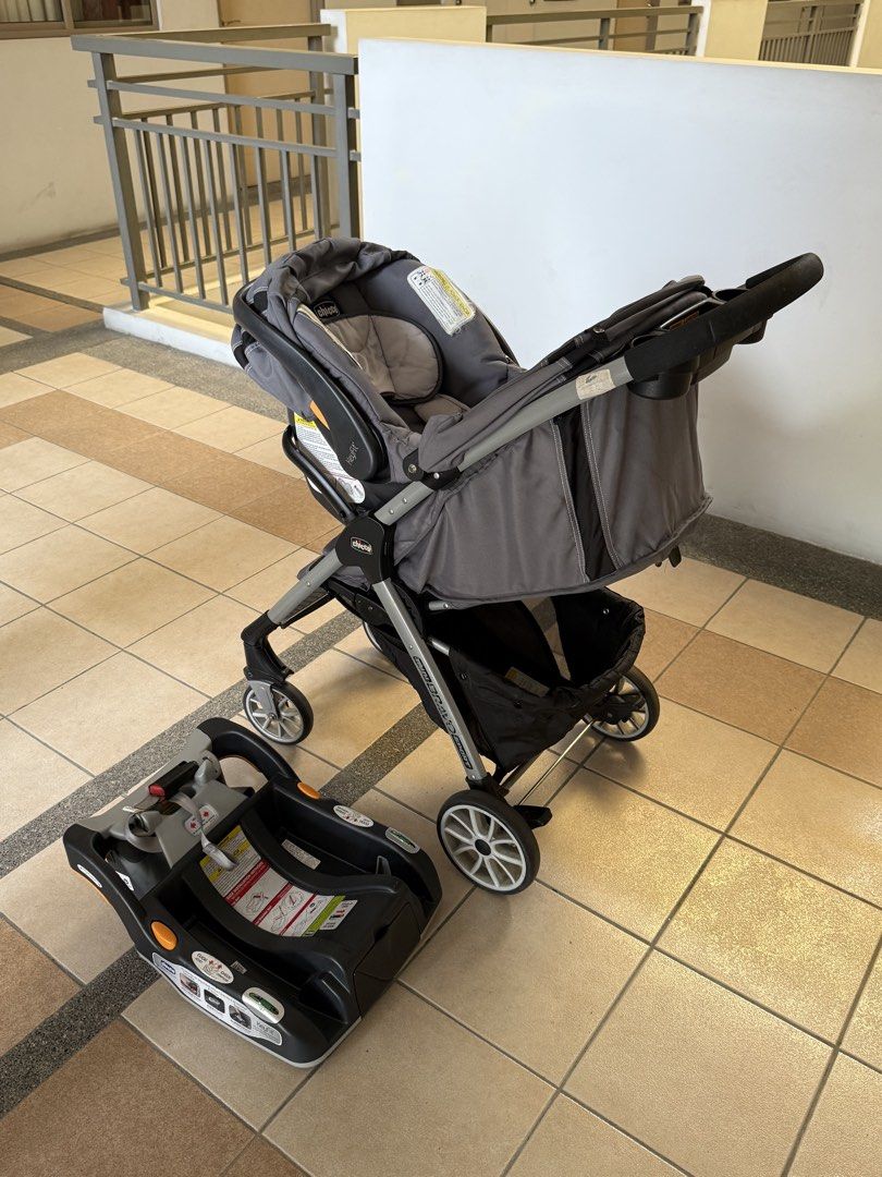 Chicco Bravo (Category: Strollers) located in Manila. Submitted by kyladcsant86672 (Listing ID 1457174694, Image 2). Description: Selling our Chicco Bravo Stroller with Car Seat for ₱8,000 🤍 ✨ Good condition ✨ Stroller + car seat included ✨ Perfect for babies and toddlers RFS: Decluttering / no longer using it. 📍Available for viewing/pickup. Serious buyers only! 😊 TAGUIG CITY.
