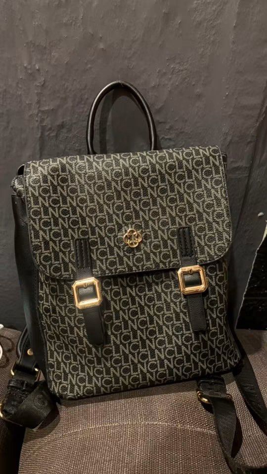 CLN BAG (Category: Backpacks) located in Manila. Submitted by fromisha (Listing ID 1457319070, Image 2). Description: once used, kasya yung ipad 10th gen ko :)) .