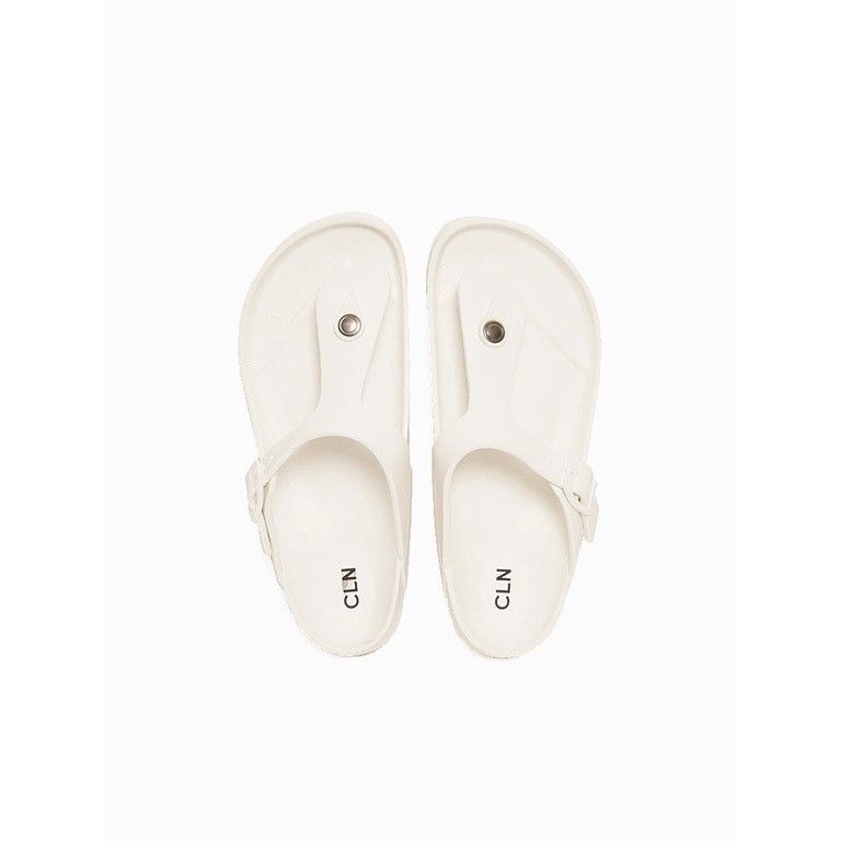 CLN slippers (Category: Slippers and slides) located in Quezon City. Submitted by jebsrams5555 (Listing ID 1457207558, Image 1). Description: .