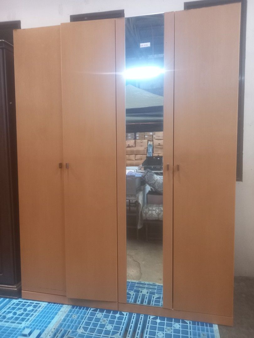 Closet cabnet (Category: Shelves, Cabinets & Racks) located in Manila. Submitted by coolwhale-0343 (Listing ID 1457170408, Image 1). Description: .