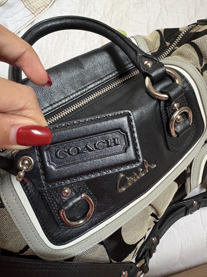 Coach Ashley Satchel (Category: Luxury Bags & Wallets) located in Manila. Submitted by swiftowl_d8e576 (Listing ID 1457197550, Image 3). Description: Authentic coach bag.