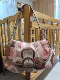(Category: ) located in . Submitted by syelscollection1998 (Listing ID 1457165973, Image 1). Description: .