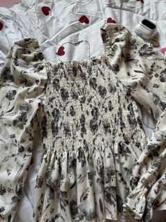 (Category: ) located in . Submitted by misuthrift (Listing ID 1457227687, Image 1). Description: .