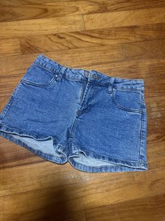 (Category: ) located in . Submitted by ponochinkco (Listing ID 1457302375, Image 1). Description: .