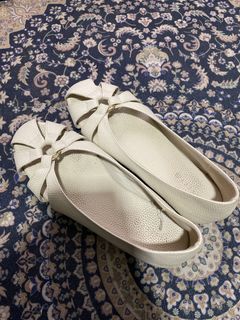 (Category: ) located in . Submitted by suraya.husaini (Listing ID 1457162953, Image 1). Description: .
