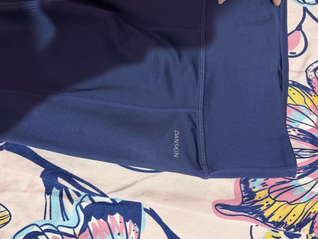 Danskin Navy Blue Athletic Leggings Size S (Category: Activewear) located in Meycauayan. Submitted by jaeguuuuuu (Listing ID 1457328934, Image 2). Description: - Danskin Navy Blue Athletic Leggings - Size: S - Made in USA - Comfortable for workouts or casual wear - Durable and supportive material with good stretch.