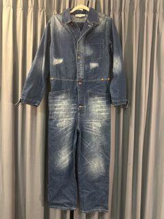 (Category: ) located in . Submitted by nyaniewardrobe (Listing ID 1457245912, Image 1). Description: .