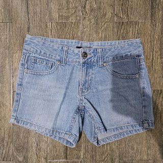 (Category: ) located in . Submitted by pass.it.on.ph (Listing ID 1457316385, Image 1). Description: .