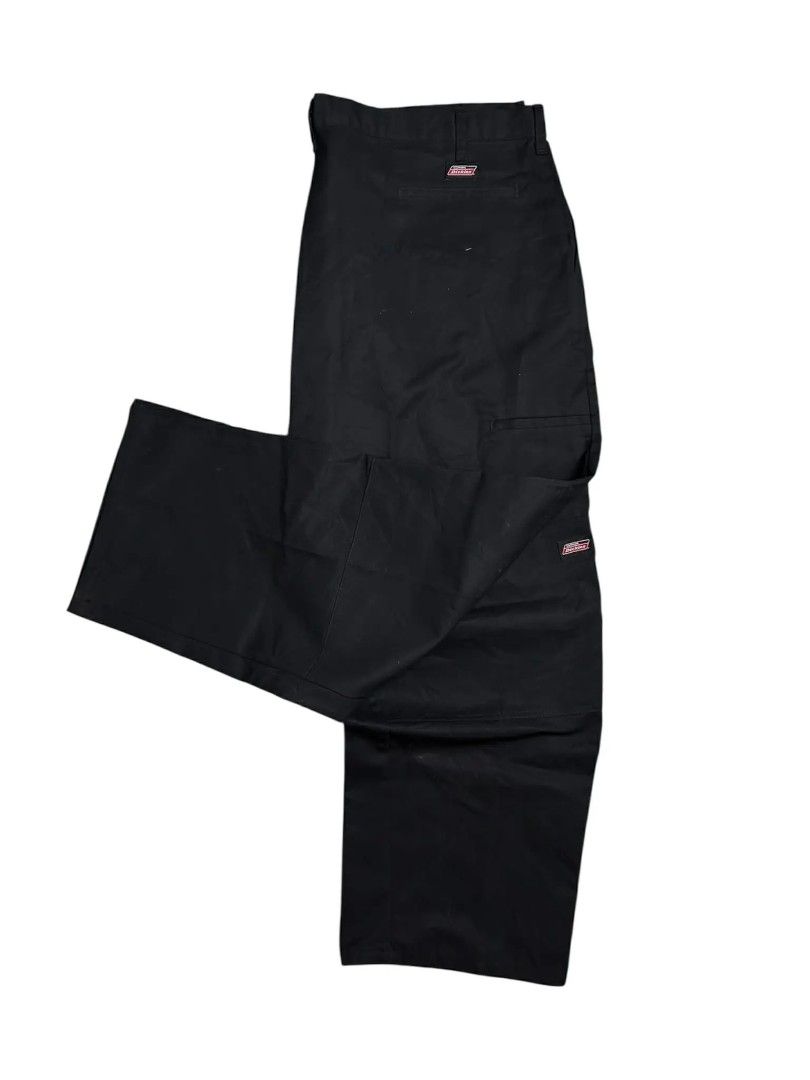 Dickies Black genuine double patch double knee (Category: Jeans) located in Manila. Submitted by lawrence_escutin (Listing ID 1457191815, Image 1). Description: - Classic black Dickies dknee double patch pants - Multiple pockets for functionality - Durable, workwear-inspired material - Versatile for everyday wear or work - Easy to style for any outfit.